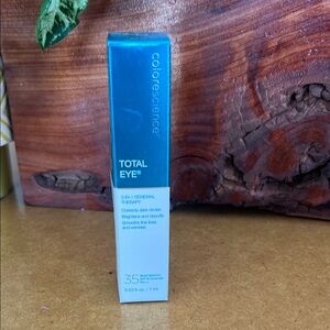 Colorescience Tan Total Eye 3 in 1 Renewal Therapy SPF 35 Eye Cream